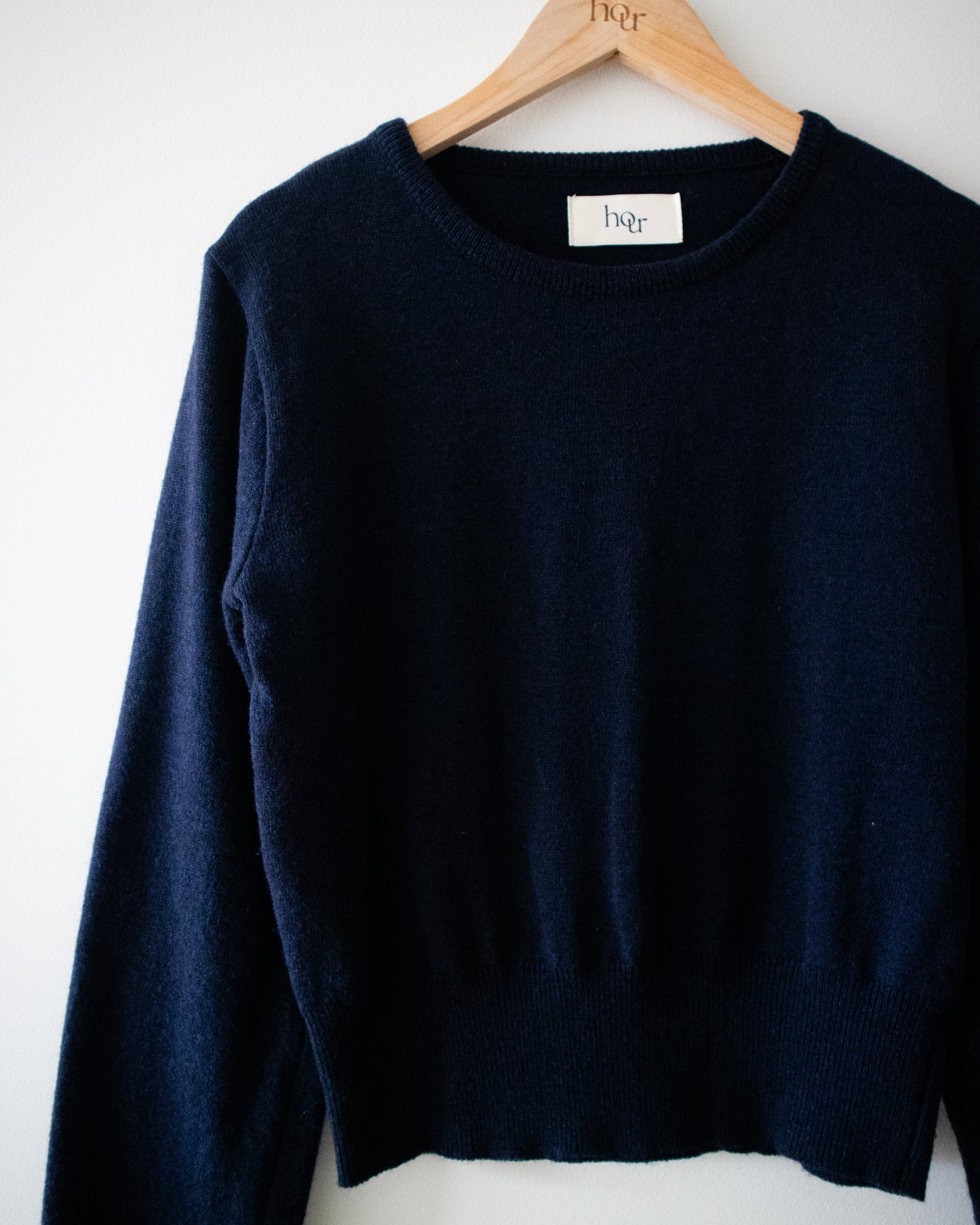 (Cashmere) Round Neckline Knit Sweater