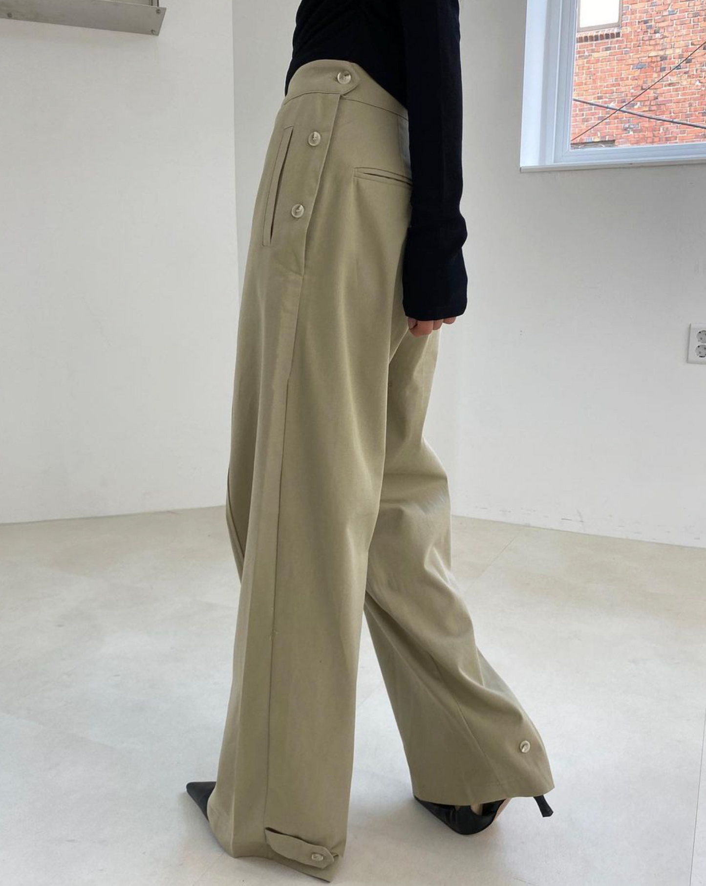 Side Adjust Cotton Pants